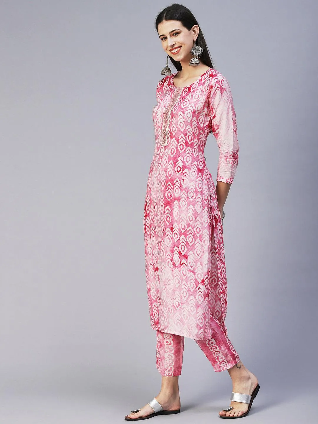 Abstract Batik Printed Mirror Embroidered Kurta With Pants & Dupatta - Magenta