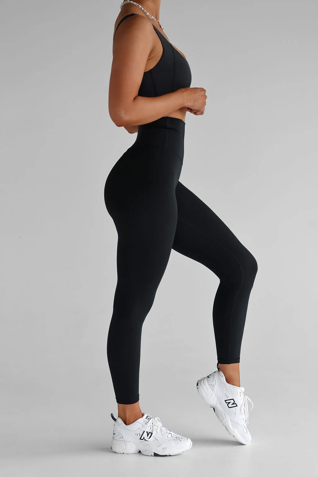 Extra High Waist 7/8 Leggings - Black