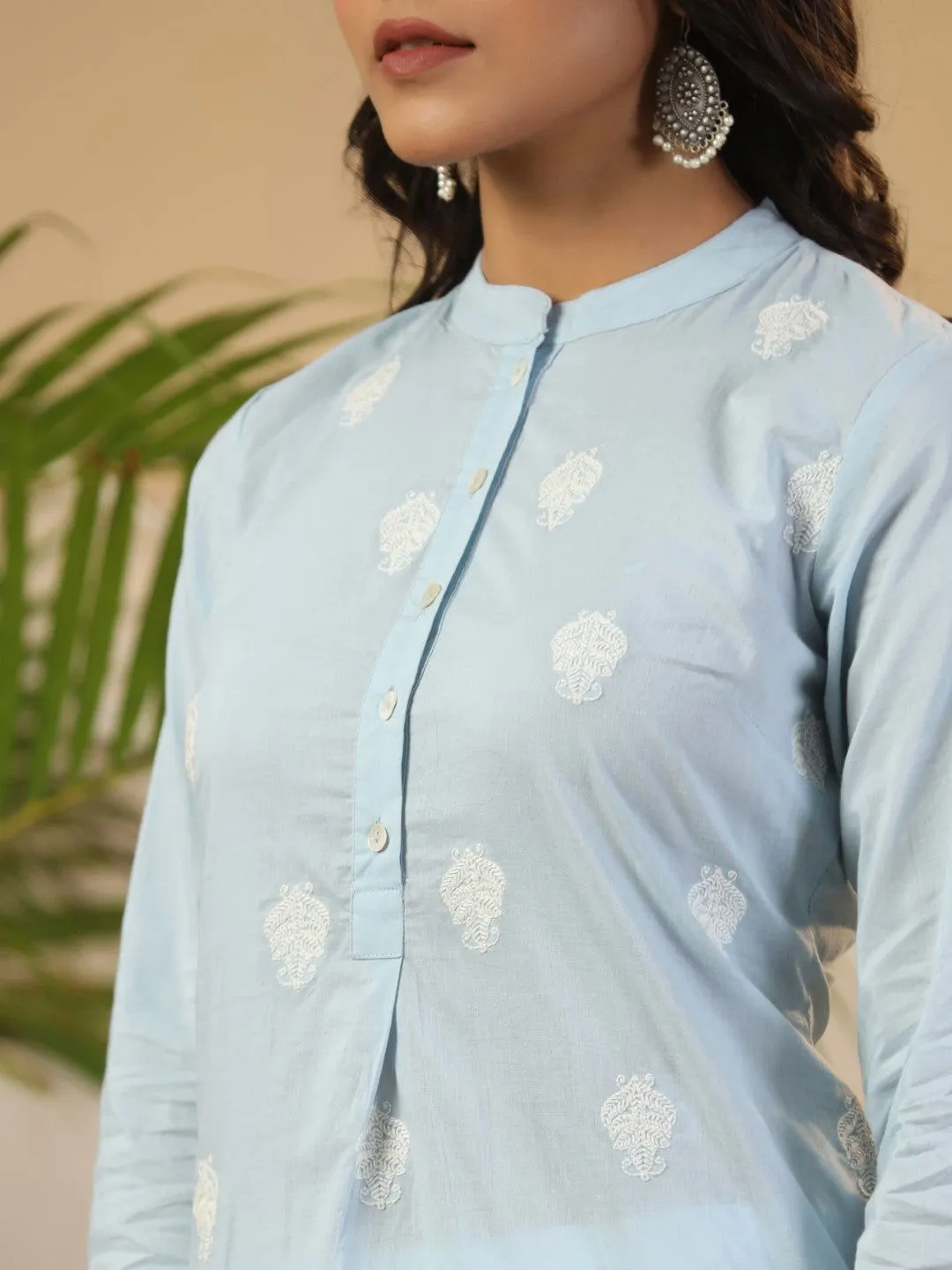 Jashvi Blue Ethnic Motif Printed Cotton Slub & Flex Kurta & Pants Set With Thread Embroidery