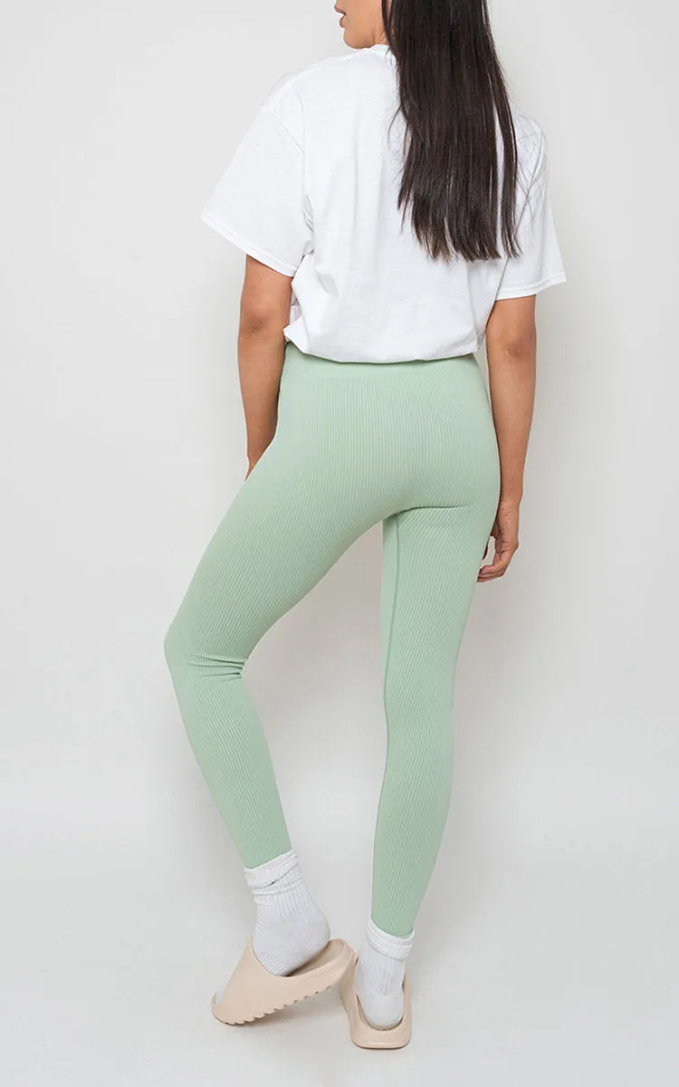 Lightweight High Waisted Rib Curvy Leggings