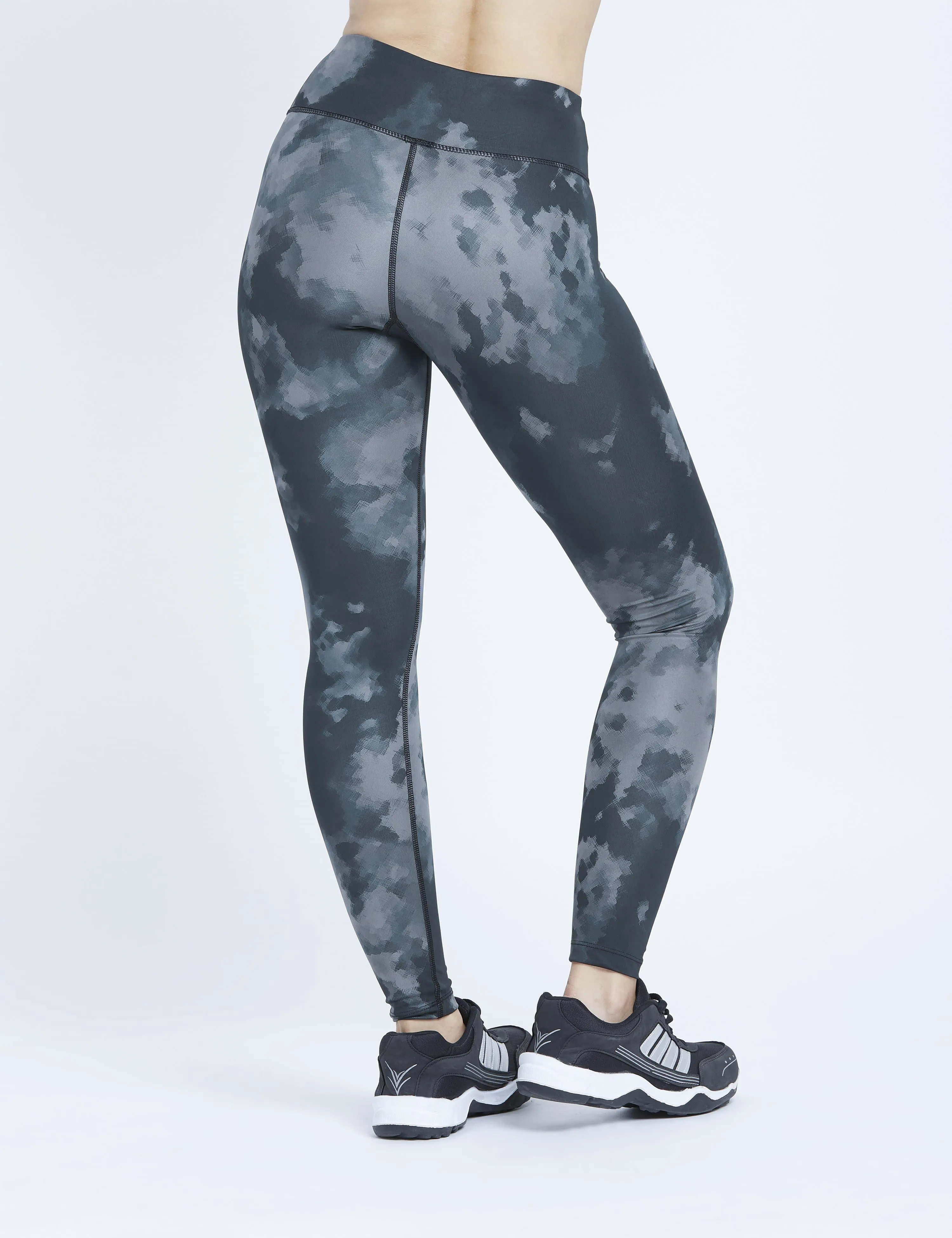 Maxtreme Sketch Effect Printed Full Length Leggings