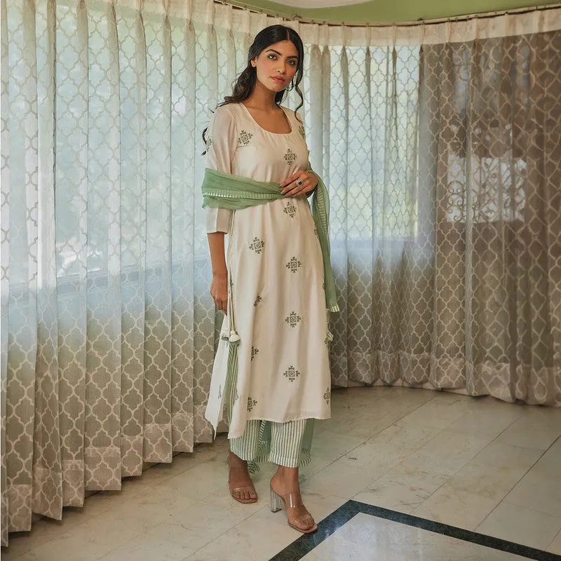 Muslin Kurta Set with Dupatta | Off-White | Embroidered