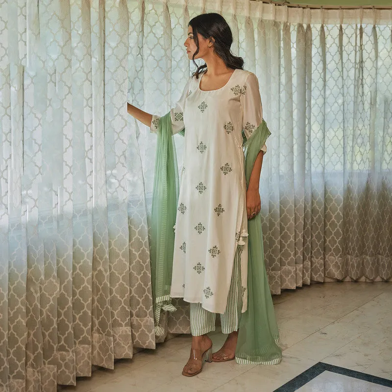 Muslin Kurta Set with Dupatta | Off-White | Embroidered