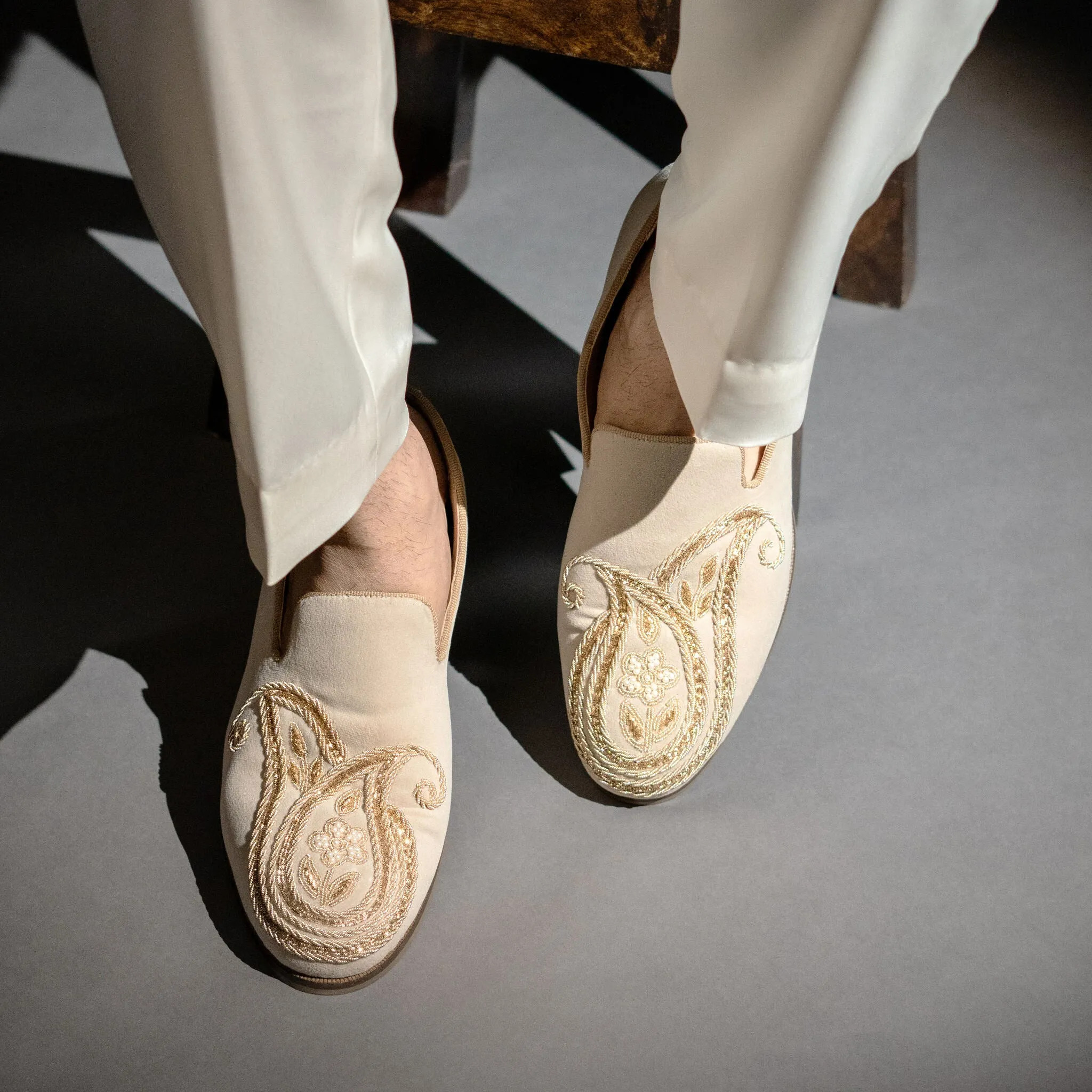 PAISLEY EMBROIDERY SLIP-ONS-BEIGE