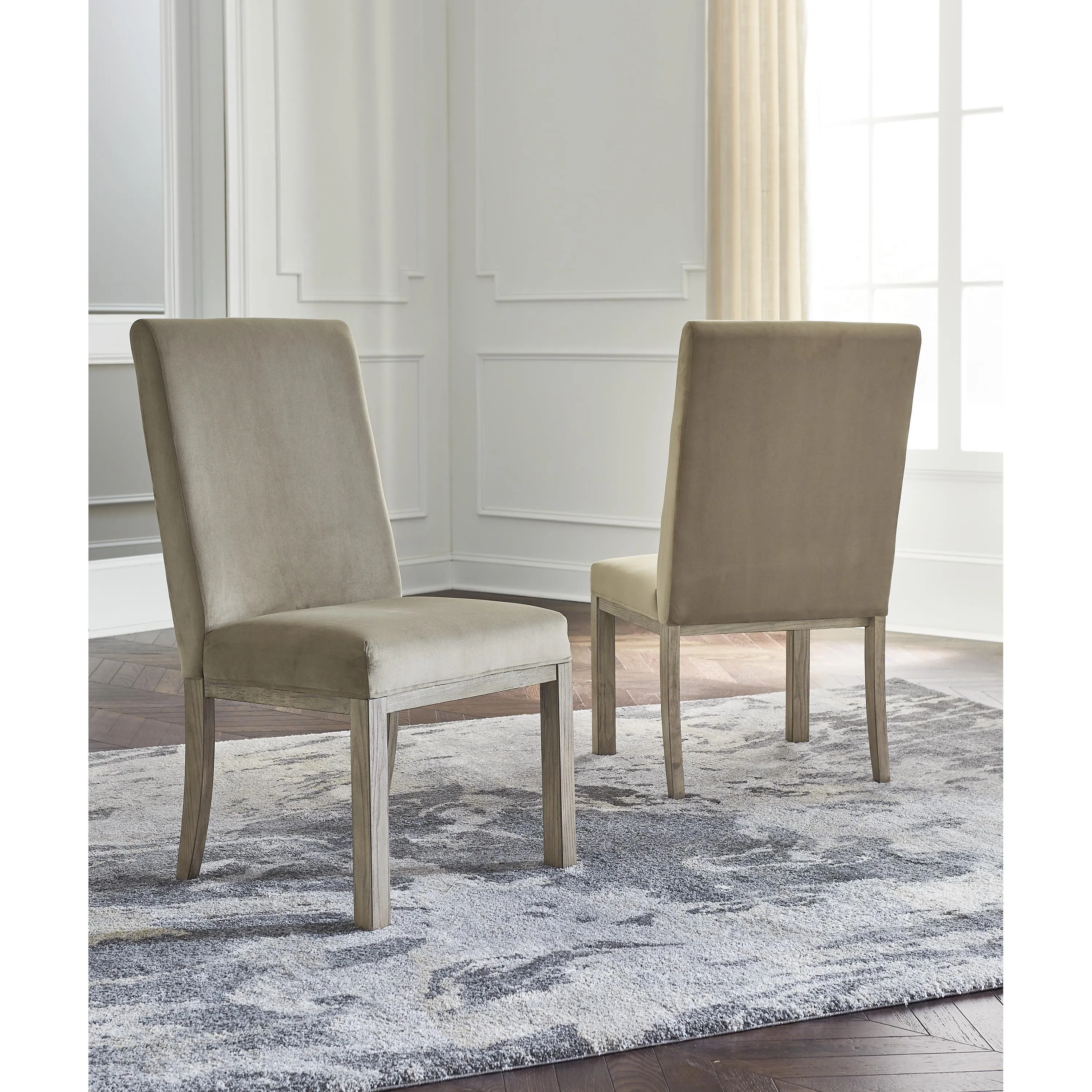 Signature Design by Ashley Chrestner Dining Chair D983-01