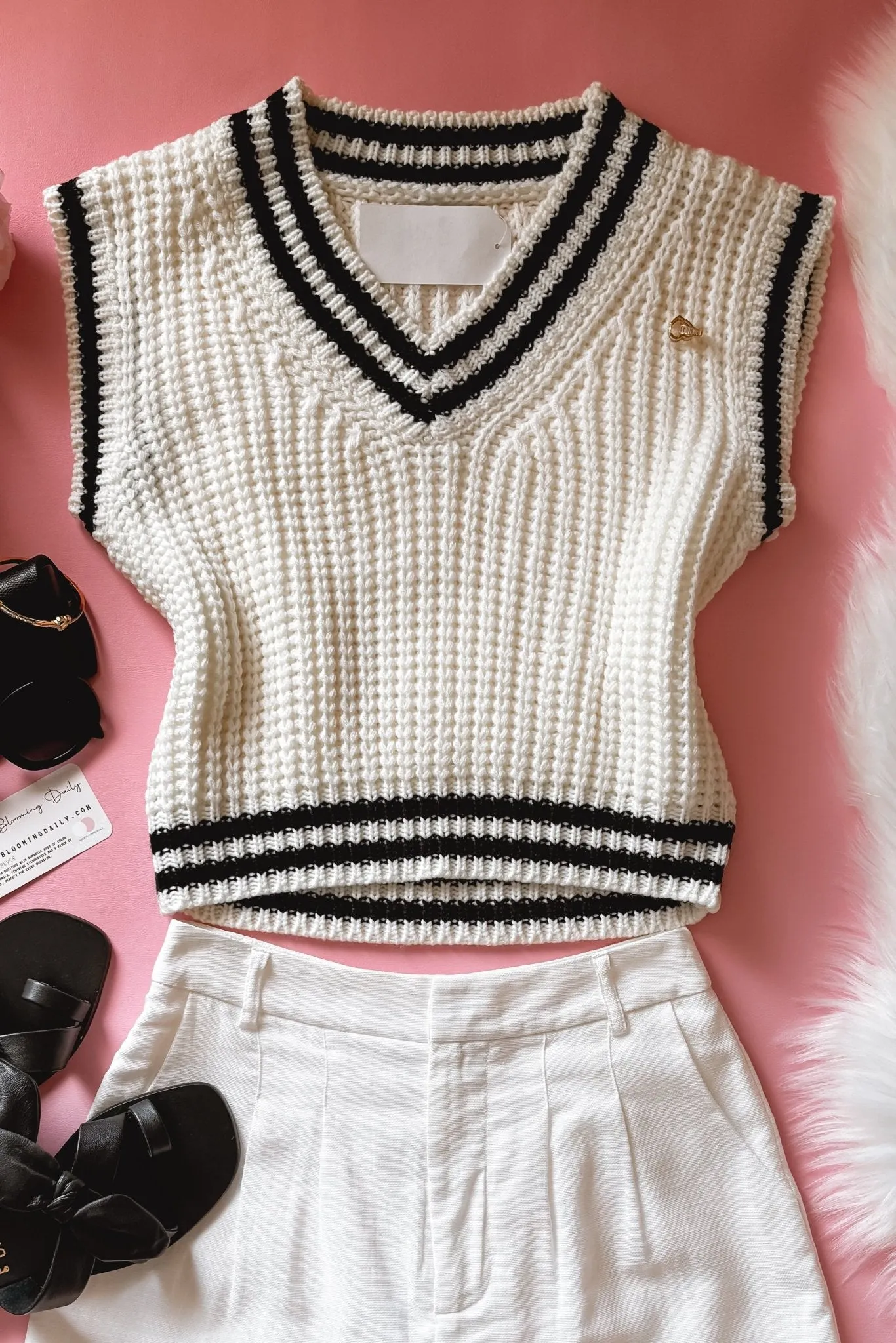 Women's Country Club V-Neck Sweater Vest | Ivory Black