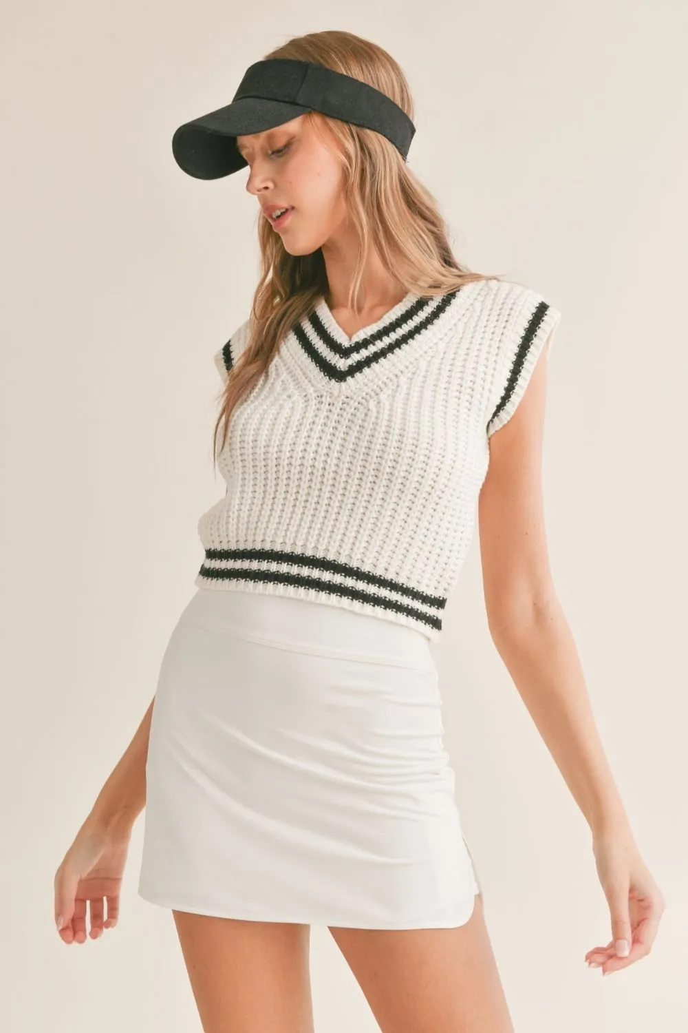 Women's Country Club V-Neck Sweater Vest | Ivory Black